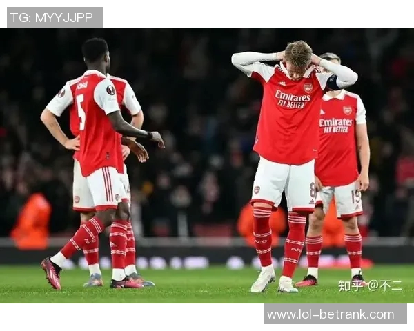 欧联杯精彩对决阿森纳狂胜那不勒斯帽子戏法引爆全场