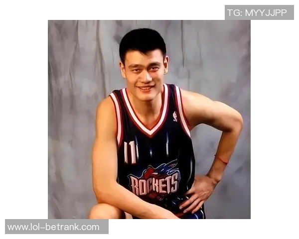 姚明耳朵的独特魅力与篮球生涯的完美结合探秘