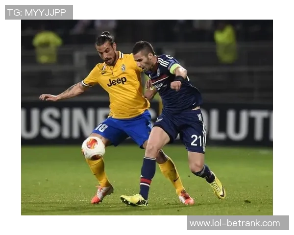 欧联杯激战：拜仁与尤文图斯战成平局补时进球引发全场狂欢