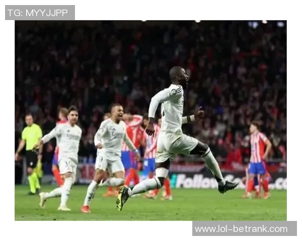 尤文图斯大胜马竞四球狂潮神扑引发争议判罚热议