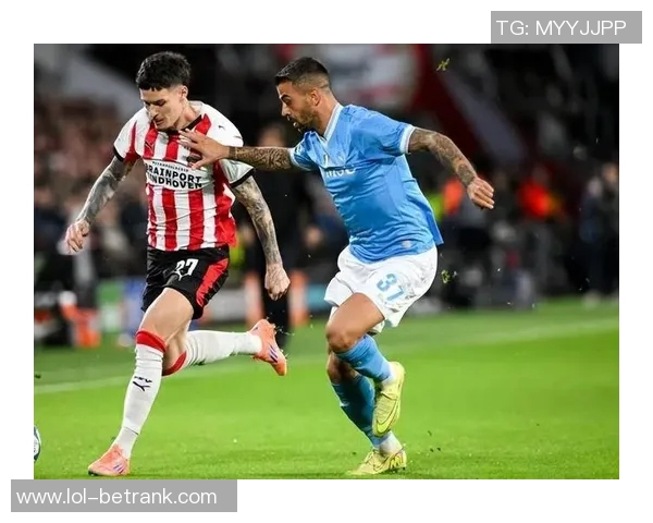 世界杯激战巴萨与AC米兰平局红牌事件引发全场热议与数据分析 世界杯激战巴萨与AC米兰平局红牌事件引发全场热议与数据分析