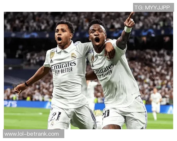 欧冠激战皇马逆转那不勒斯绝杀时刻点燃全场激情