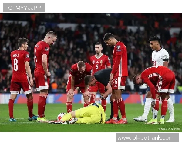 英超焦点战：曼联与AC米兰激战成平乌龙球成比赛转折点分析