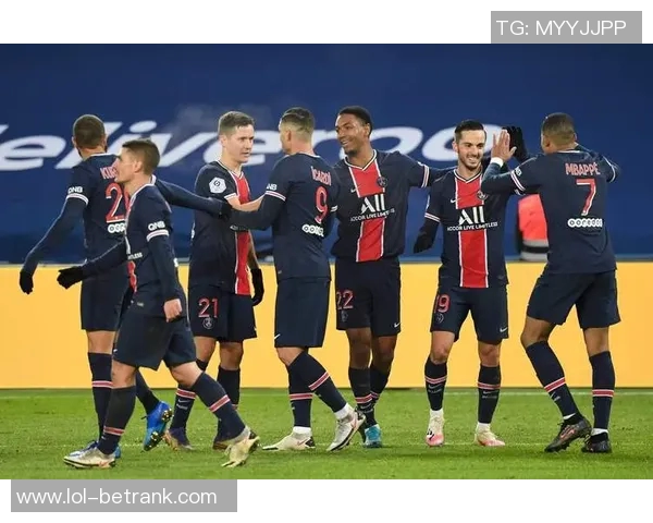 世界杯激战巴黎圣日耳曼与曼联2比2平局十大精彩进球回顾引爆全场气氛