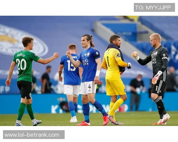 足总杯激战本菲卡与曼城战平0比0赛后点评引发热议 足总杯激战本菲卡与曼城战平0比0赛后点评引发热议