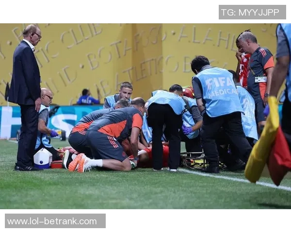 西甲精彩对决阿森纳大胜巴黎圣日耳曼补时进球点燃全场激情